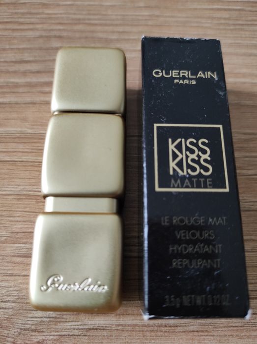 Guerlain Kiss Kiss pomadka kolor Chili Red  M331