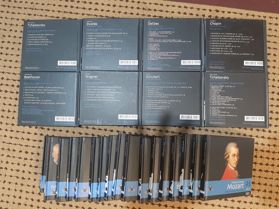 Coleção completa ROYAL PHILARMONIC    25 cds com livro .