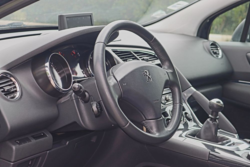 Peugeot 3008 1.6 HDI - 2015 - 1 proprietário