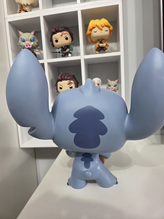 Figurka jumbo funko pop Stitch with ukulele 1419