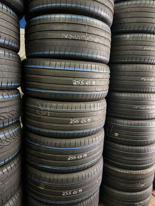 Pneus 255 / 45 R 19 Hankook TO Tesla
