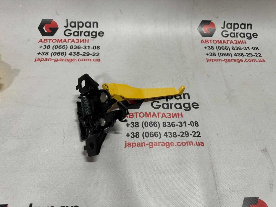Замок капота Nissan Rogue T33 оригінал 656016RA0A