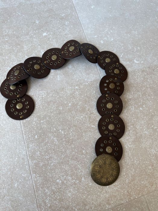 Pasek damski szeroki boho concho brązowy złota klamra krążki vintage Y2K 100 cm