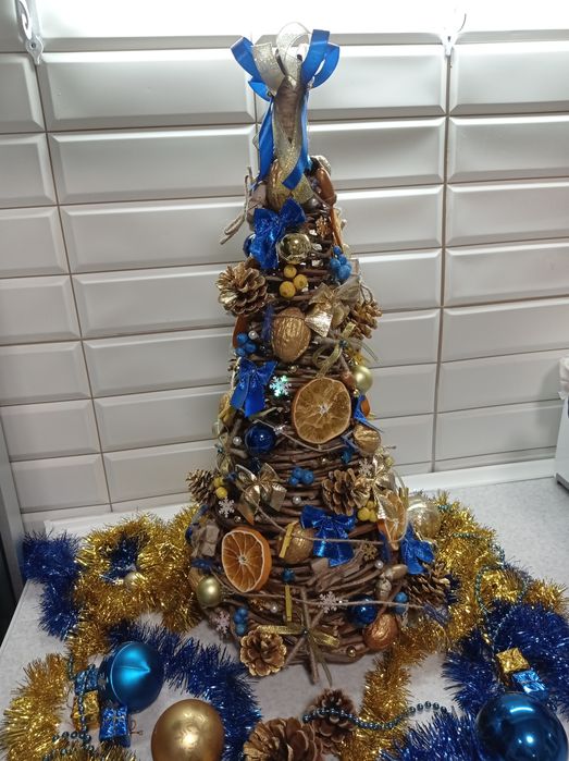 Ёлка из виноградной лозы ручной работы