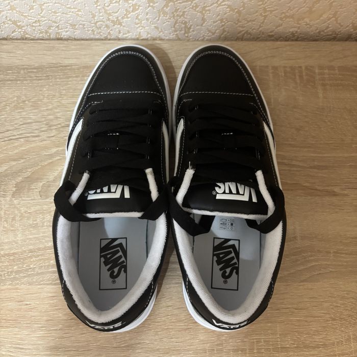 Кеди низькі Vans Hylane
