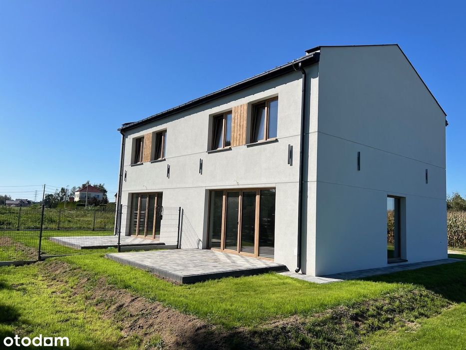 Mieszkanie 95m2 z czterema pokojami, strychem 42m2 i działka 4,3ar