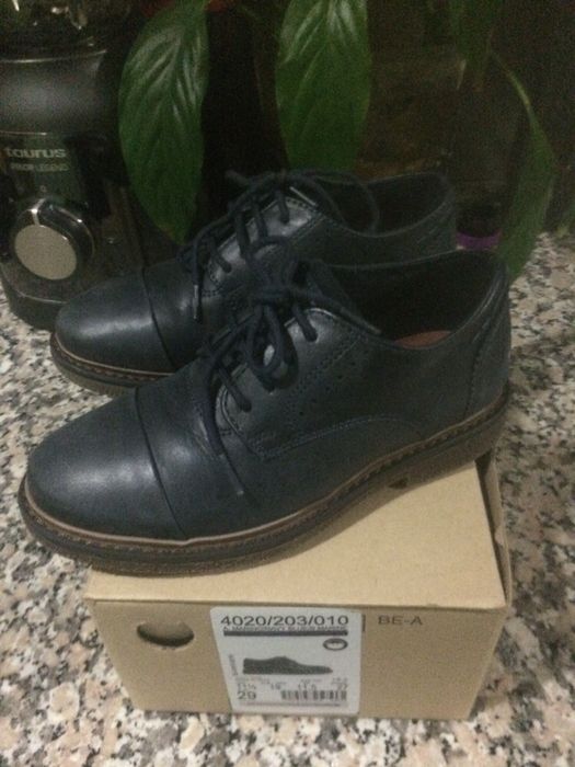 Sapatos em pele Zara