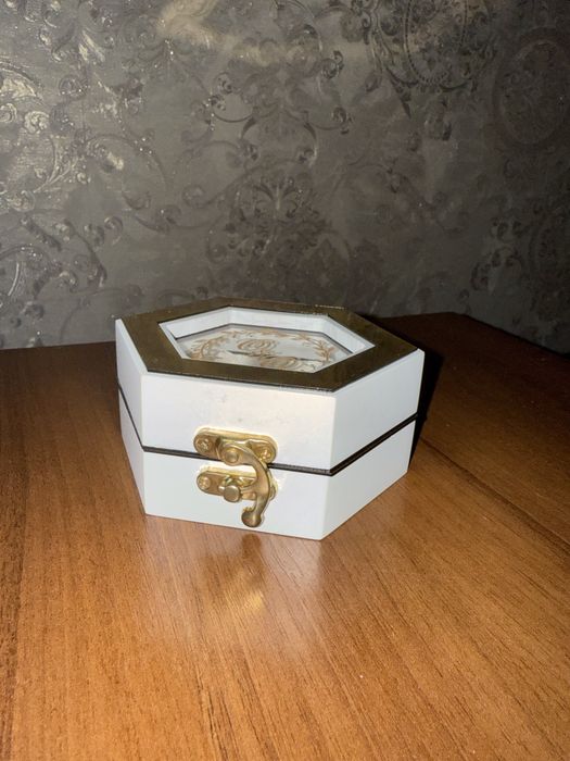 Скринька для обручок - ініціали О&О