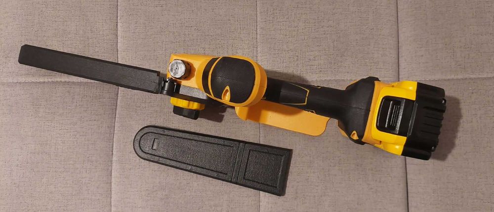 Piła łańcuchowa akumulatorowa DeWalt 8 cali