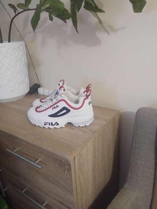 Nowe Buty damskie FILA sportowe białe