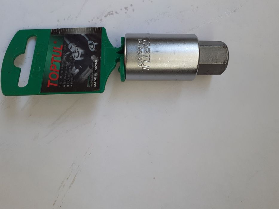 Спец-ключ  головка-шестиграник 17