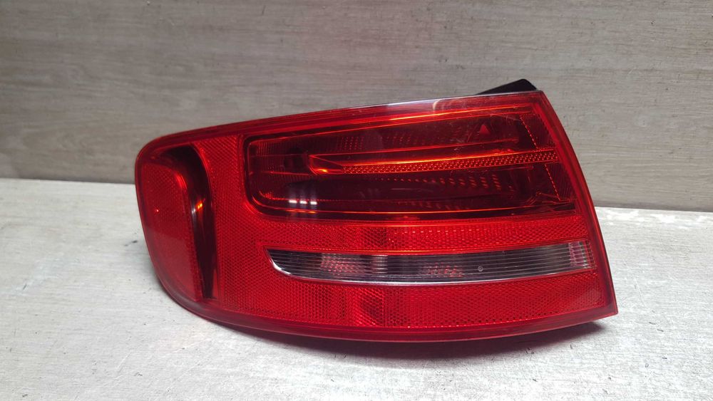 Ліхтар задній (стоп) лівий Audi A4 B8 2008-2011p. універсал Європа