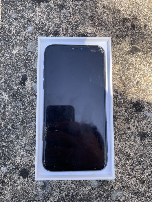 Iphone X com caixa
