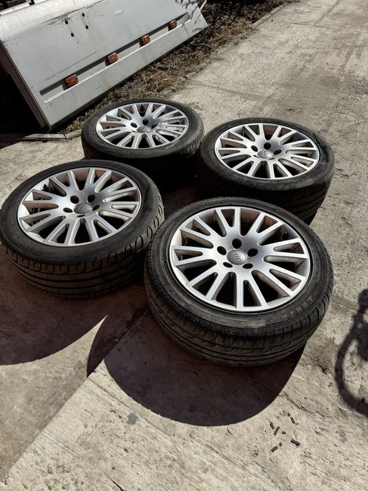 Диски з резиною ауді r17 235/45