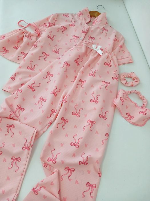 Нова піжама з аксесуарами