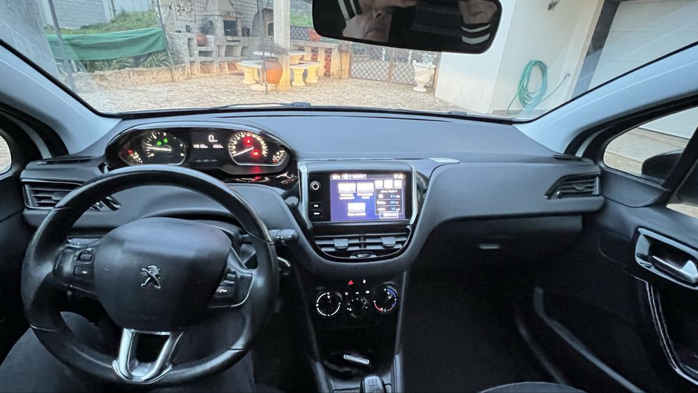 PEUGEOT 208 1.6 HDI 100cv 2.L 12-2016 apenas 150.000klm