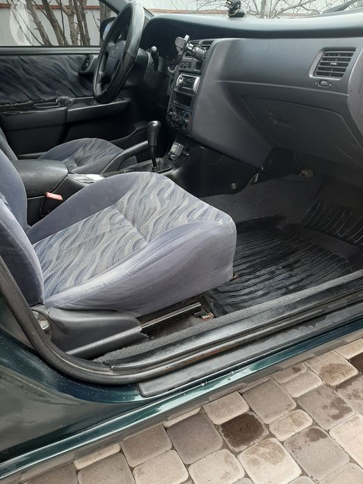 toyota karina e 1.6i 1997р