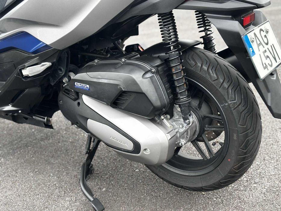 Honda Forza 125 c.c de 2021 (Poucos Kms)
