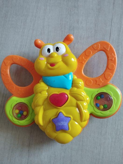 Motyl interaktywny Smily Play grzechotka