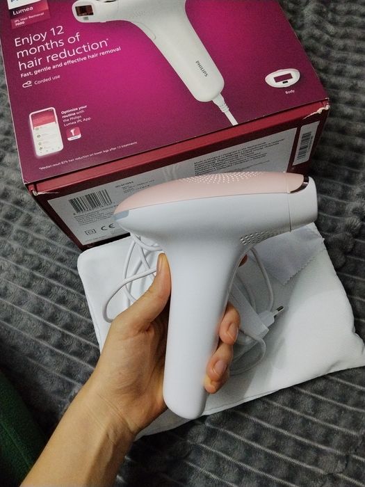 Фотоепілятор Lumea від Philips SC1994/00 серії 7000