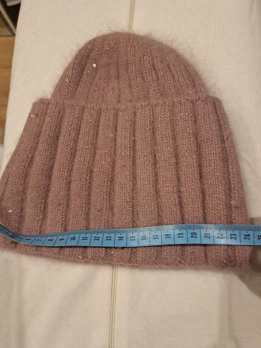 Fans caps wełna czapka pudrowy brudny róż elegancka