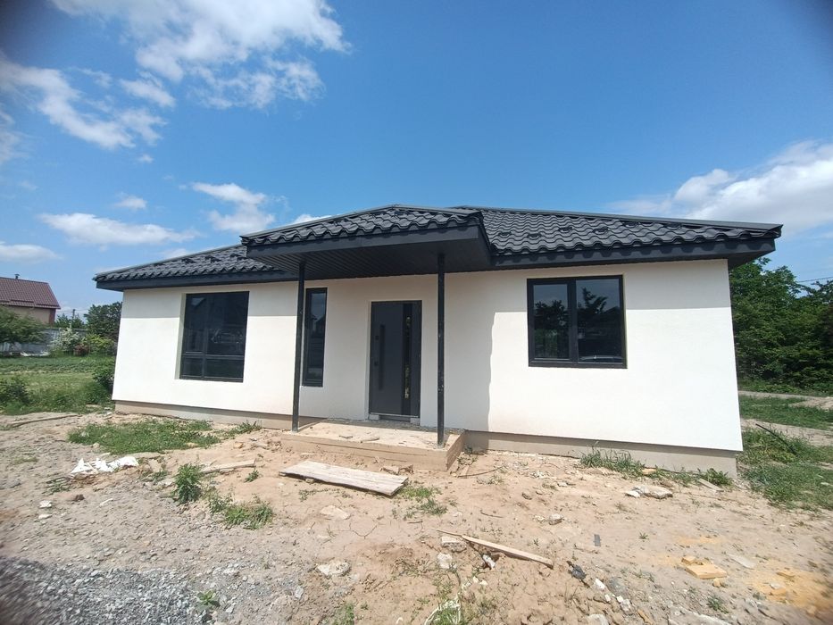 Продаж будинку 105 м2 вул. Вербова
