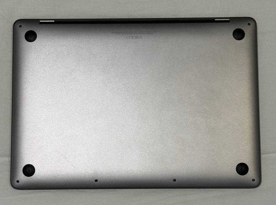 MacBook Pro 13-inch 2019