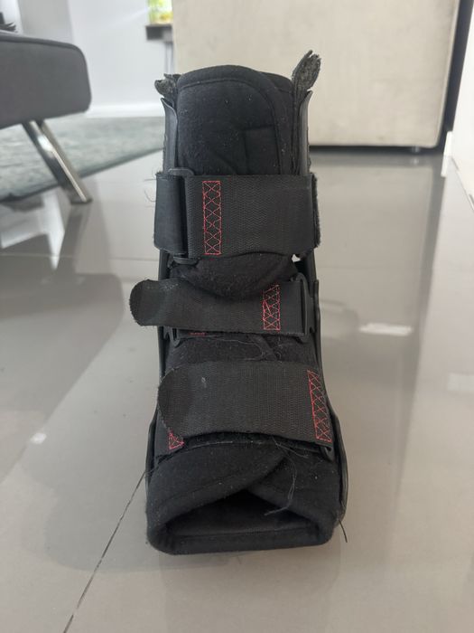 Bota Walker Ortopédica XcelTrax XS – DJO/DonJoy