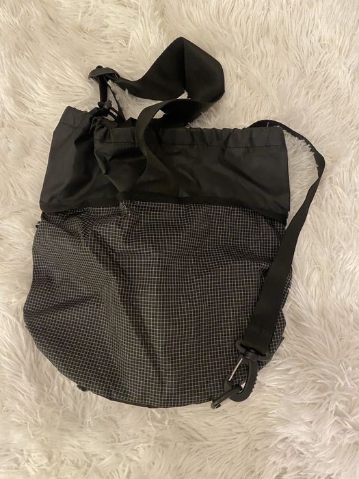 Adidas RYV Bucket Bag black