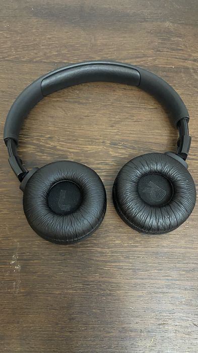 Auscultador JBL TUNE520BT