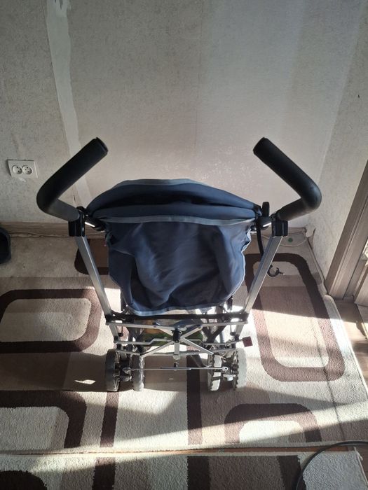 Візочок тростина