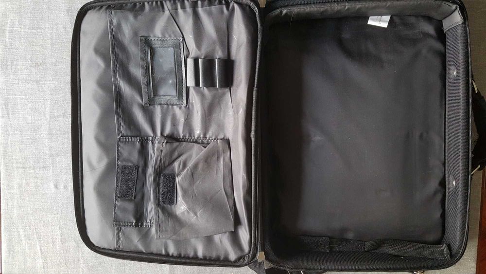 Laptop Carrying Case442504021101793282