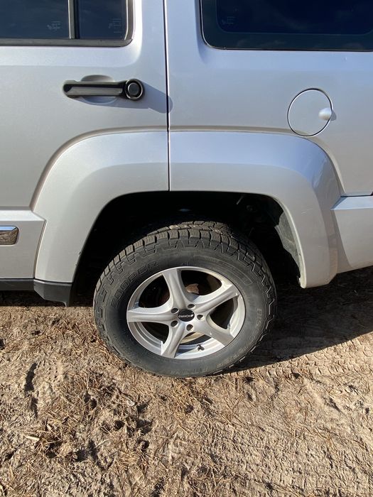 Jeep Cherokee KK Liberty 3,7 lpg wersja eu