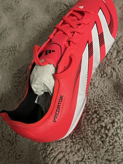 Mam do sprzedania korki adidas predator rozmiar 42