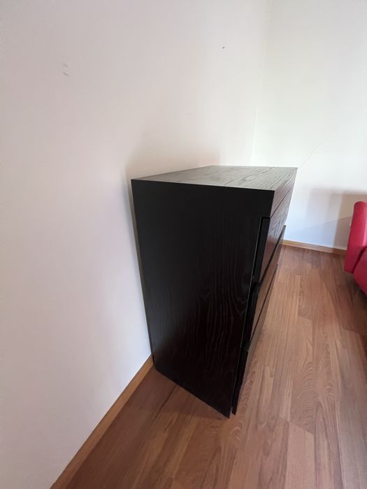 Cama casal em bom estado