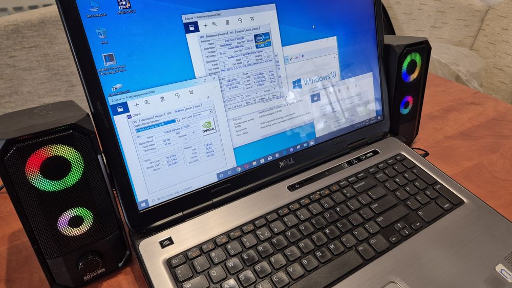 Laptop 17 cali   Dell   i7  XPS L702x   17,3"   (4x2.20GHz)   6GB RAM   250GB SSD   GeForce  3GB