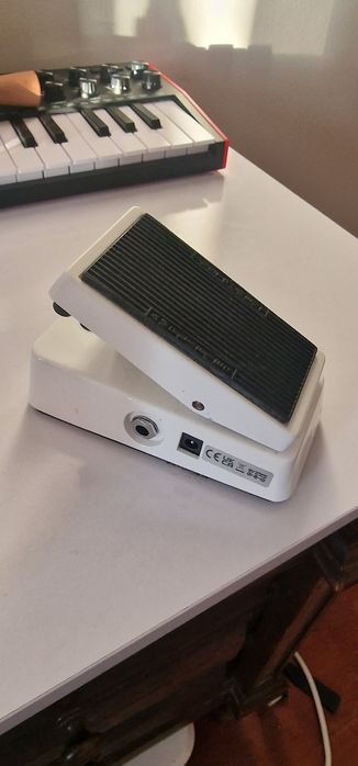 Cry baby mini wah bass