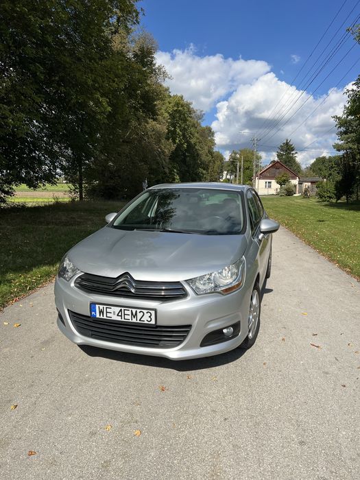CITROËN C4 HATCHBACK 1.6 BENZYNA | 2010 | 251 000 KM | Klimatyzacja | Czujniki Parkowania
