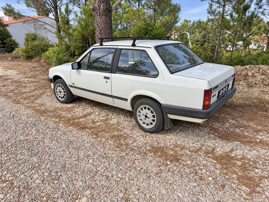 Opel Corsa A 1.2 S Clássico 1985 – Gasolina – Inspeção até 2027