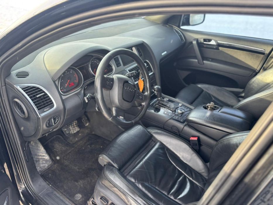 Sprzedam Q7 4.2 tdi v8 2007r