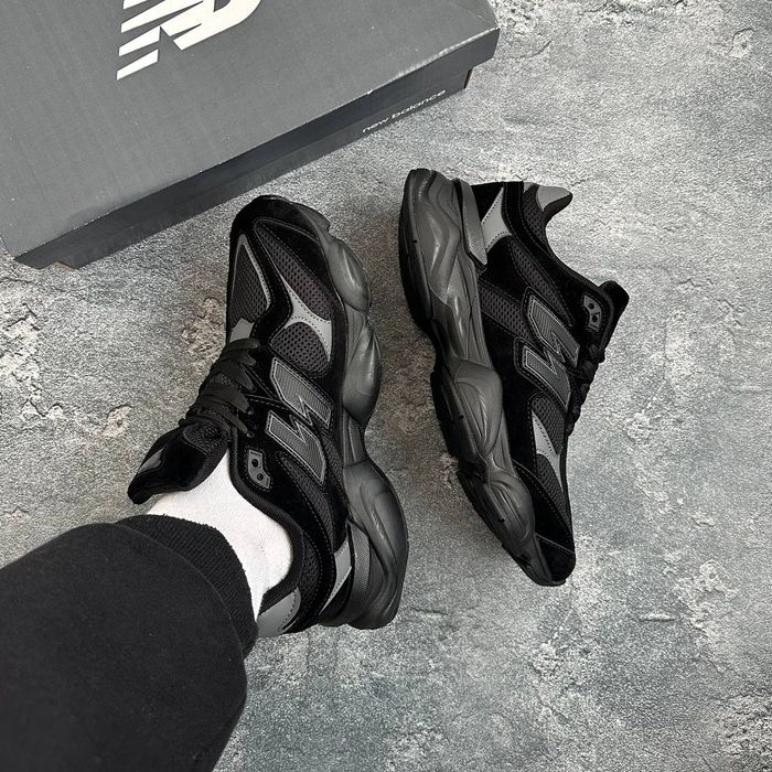 New Balance 9060 black