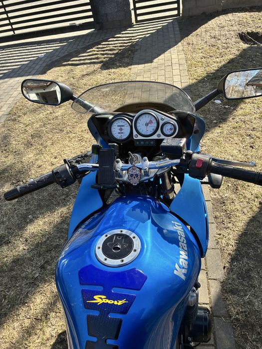 KawasakiZR7S.