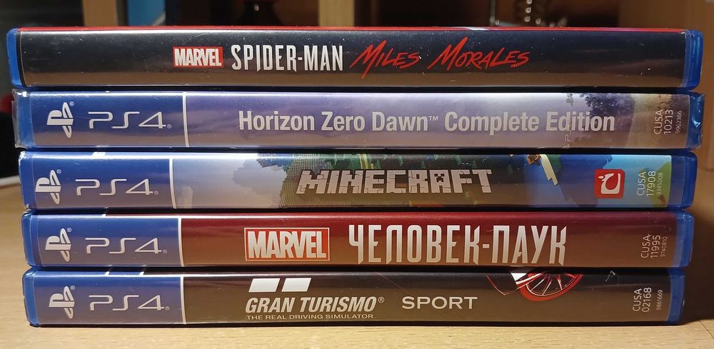 PS4 Slim 1TB в ідеальному стані + 5 ігор у комплекті