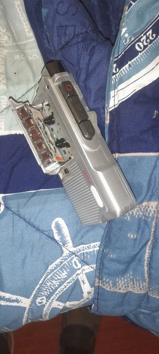 Gravador da sony dos anos 75 80 em bom estado de conservação trabalha