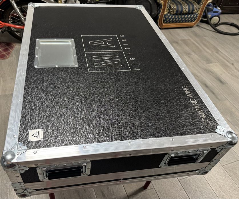 MA2 Command wing + Fader wing