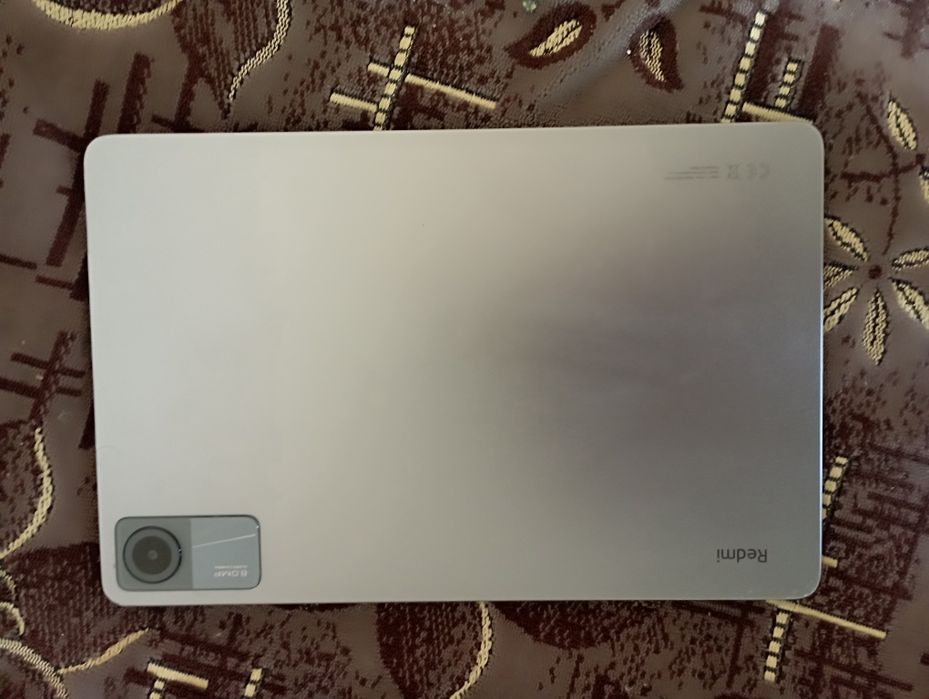 Продам планшет Redmi pad SE