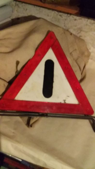 Знак аварійної  зупинки