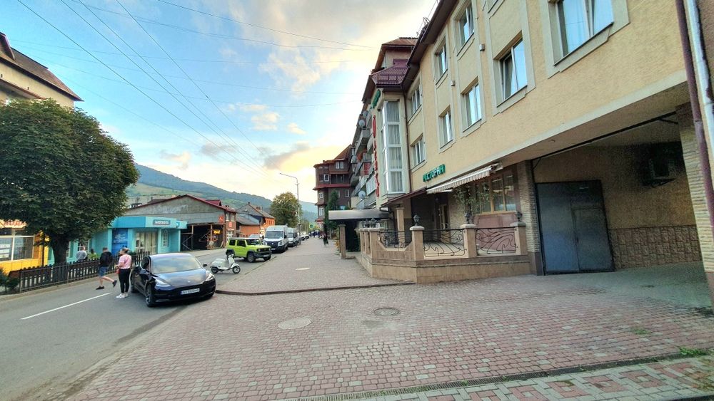 ПРОДАЖ Готельно-ресторанного комплекса Оленка в місті Рахів/Закарпаття