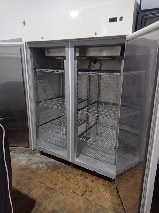 Шкаф морозильный двухдверный. Ларь. Витрина Холодильная