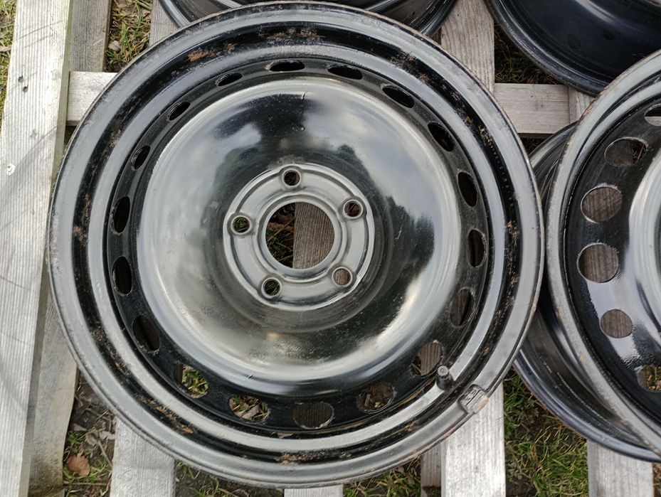 Felgi stalowe 16cali 5x114.3 RENAULT Captur Megane Laguna DACIA Duster